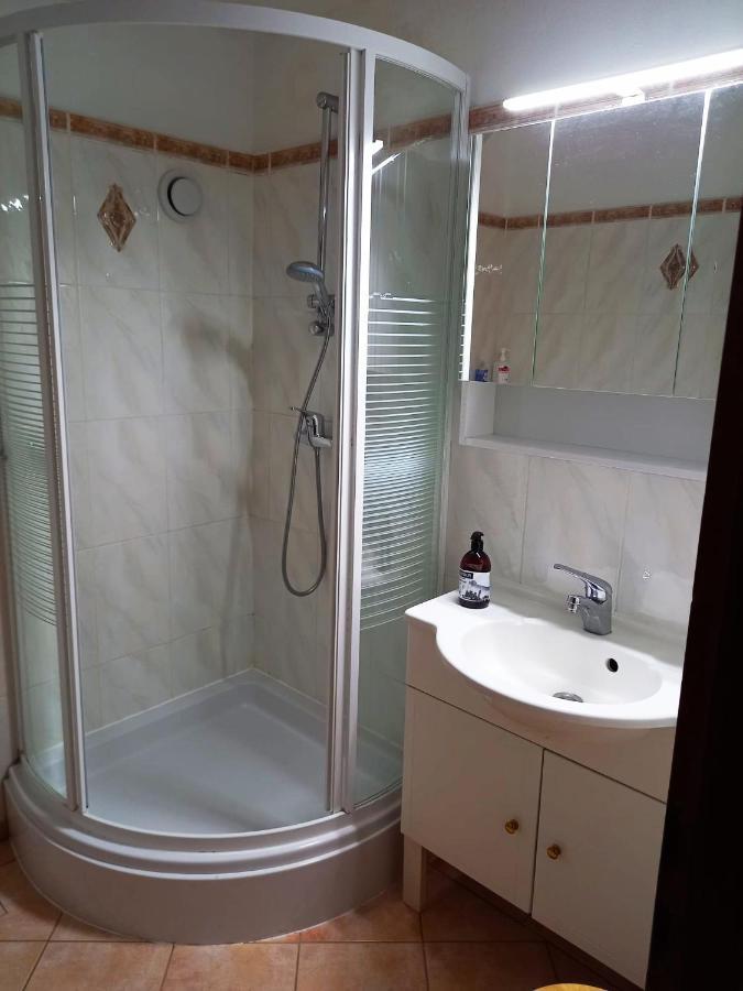 Aparthotel 333 Mit Schwimmbad Kleinwalsertal Миттелберг Экстерьер фото